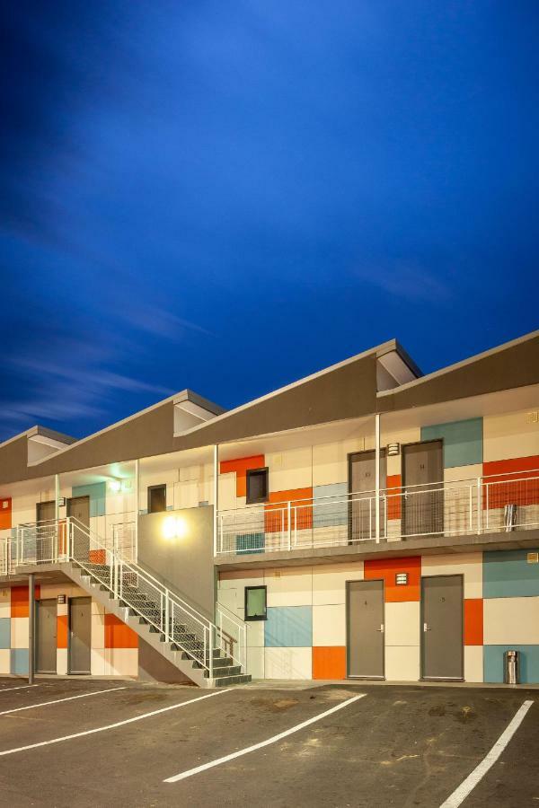 Kingston Hotel ภายนอก รูปภาพ